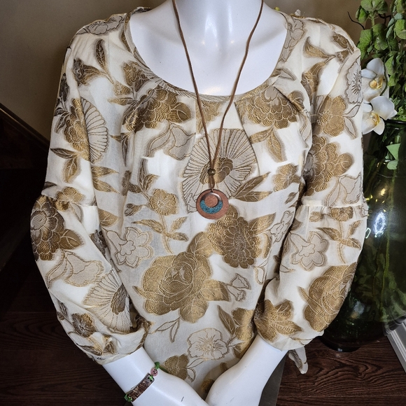 Ladies Floral Puff Sleeves Blouse 👚 - Picture 3 of 11